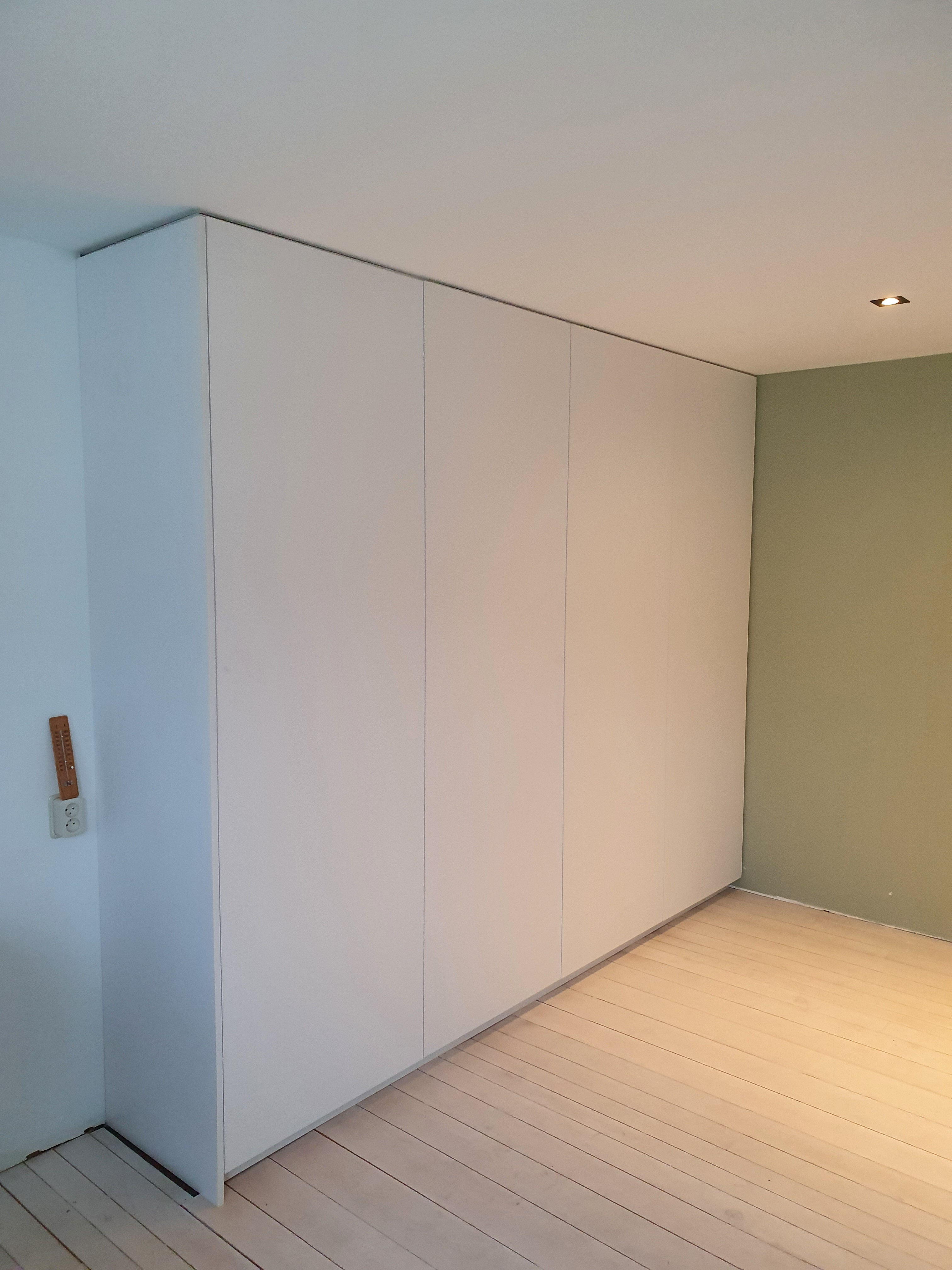 garderobekast / kledingkast maatmeubel *